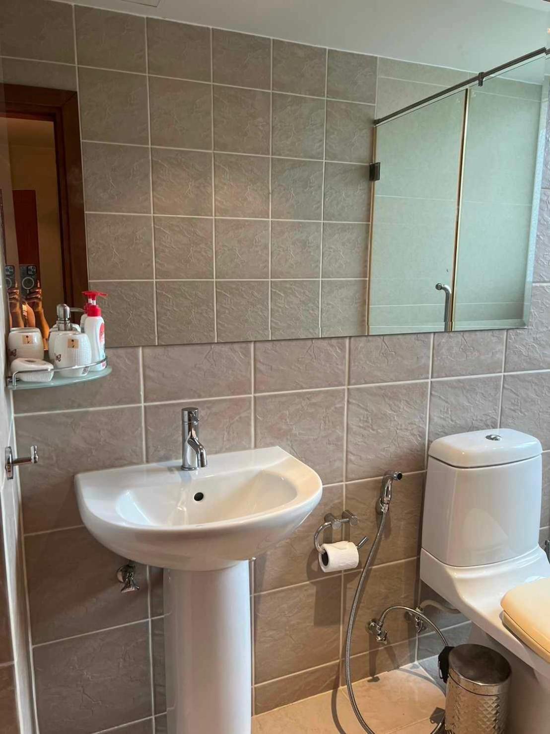 Seaview Condominium B15 Rayong Eksteriør bilde