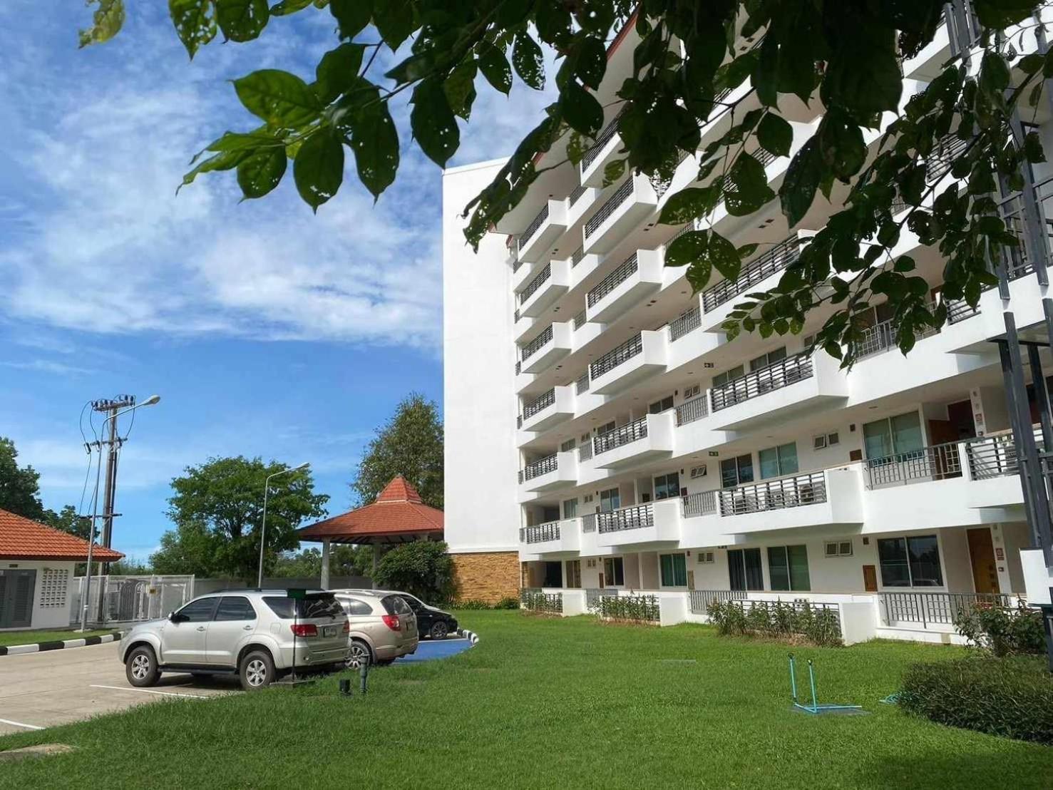 Seaview Condominium B15 Rayong Eksteriør bilde