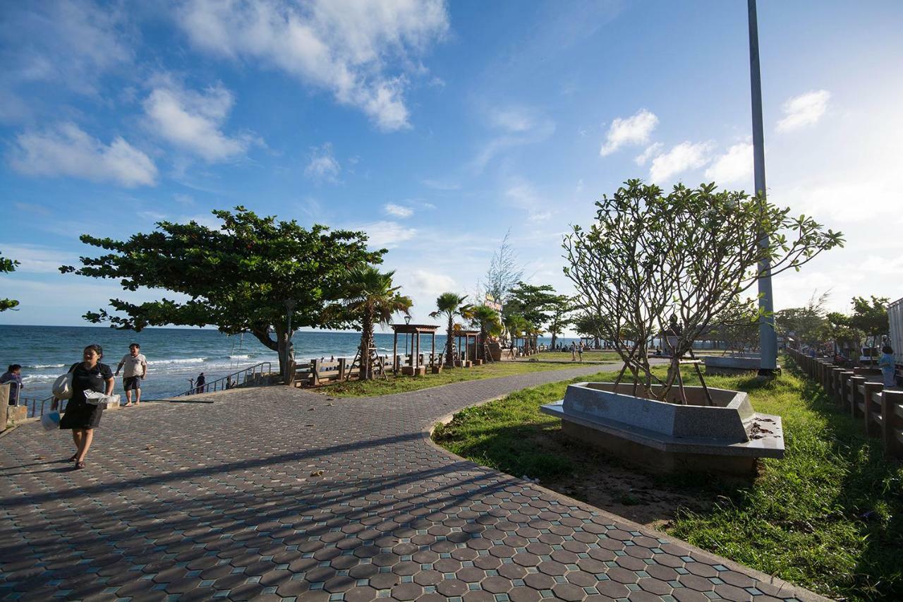 Seaview Condominium B15 Rayong Eksteriør bilde