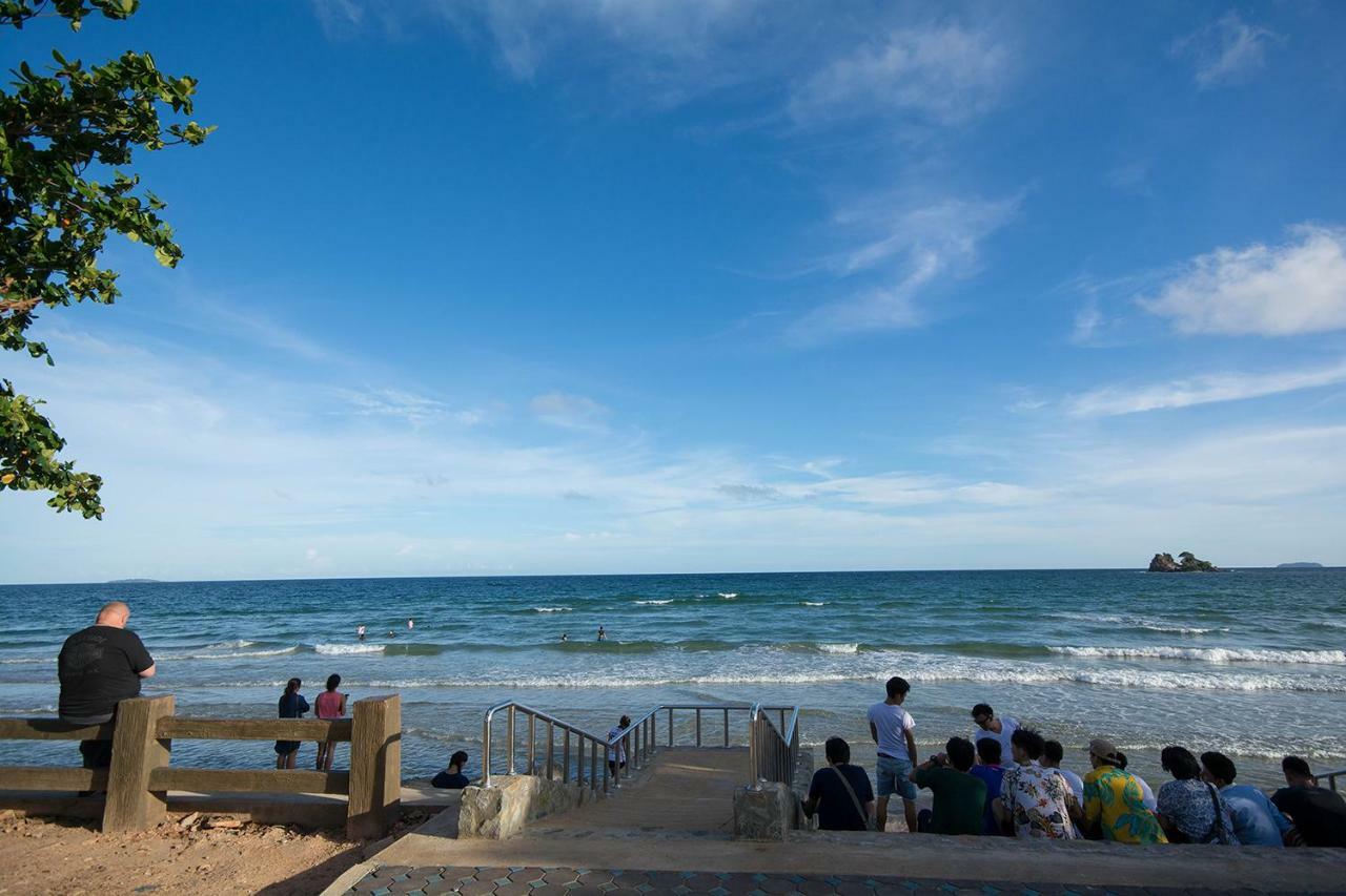 Seaview Condominium B15 Rayong Eksteriør bilde